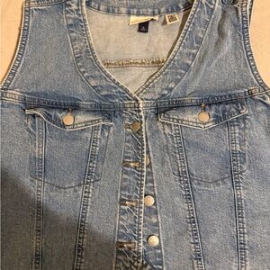 Universal Thread Light Blue Denim Vest